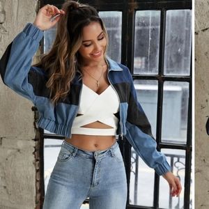 ZIP UP CROP DENIM JACKET